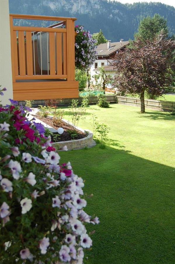 Apartamento Haus Schreieck Klaudia Höfen Exterior foto